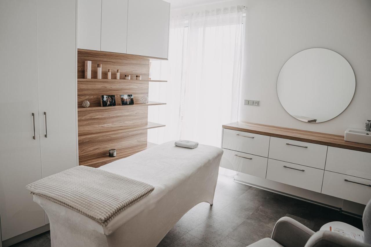 Apartman Usti Hranice  Buitenkant foto